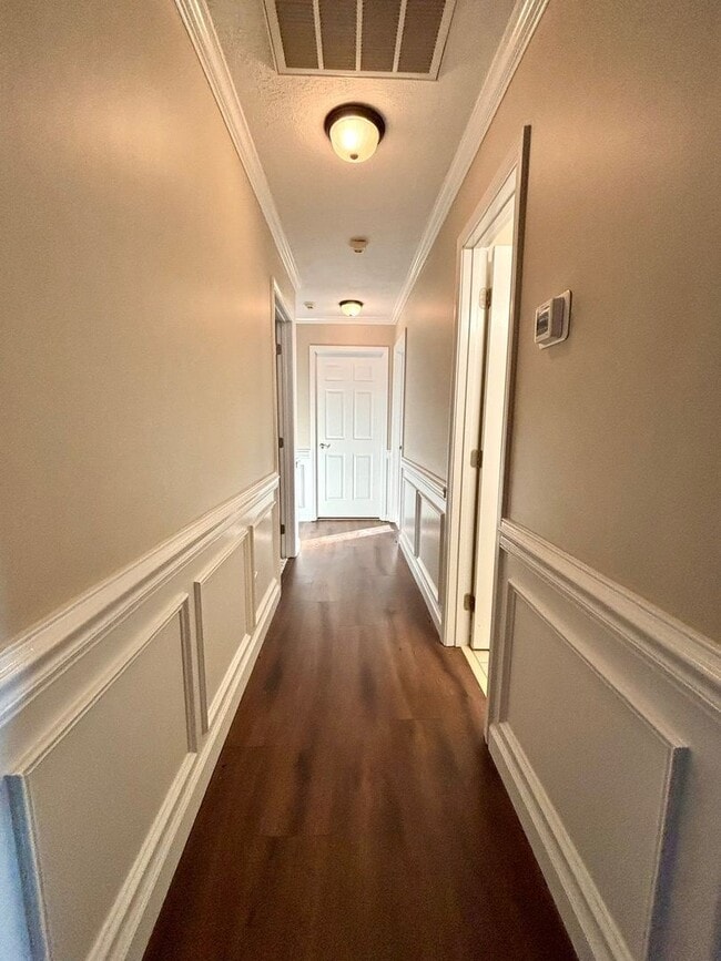 Building Photo - 23 Hulsey Cove