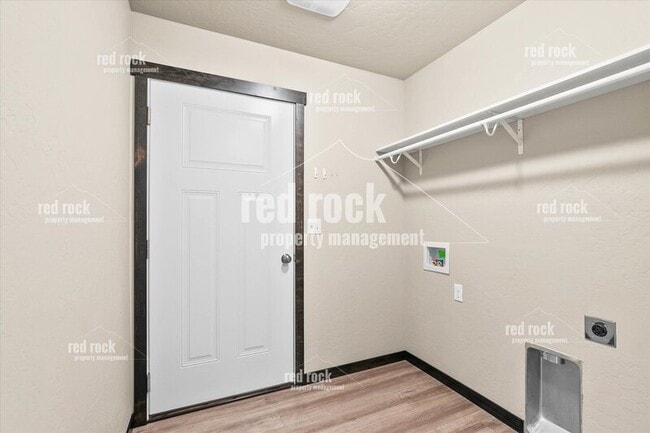 Building Photo - 6659 W Irish Cir