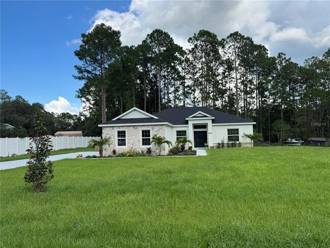 Building Photo - 41346 Persimmon St