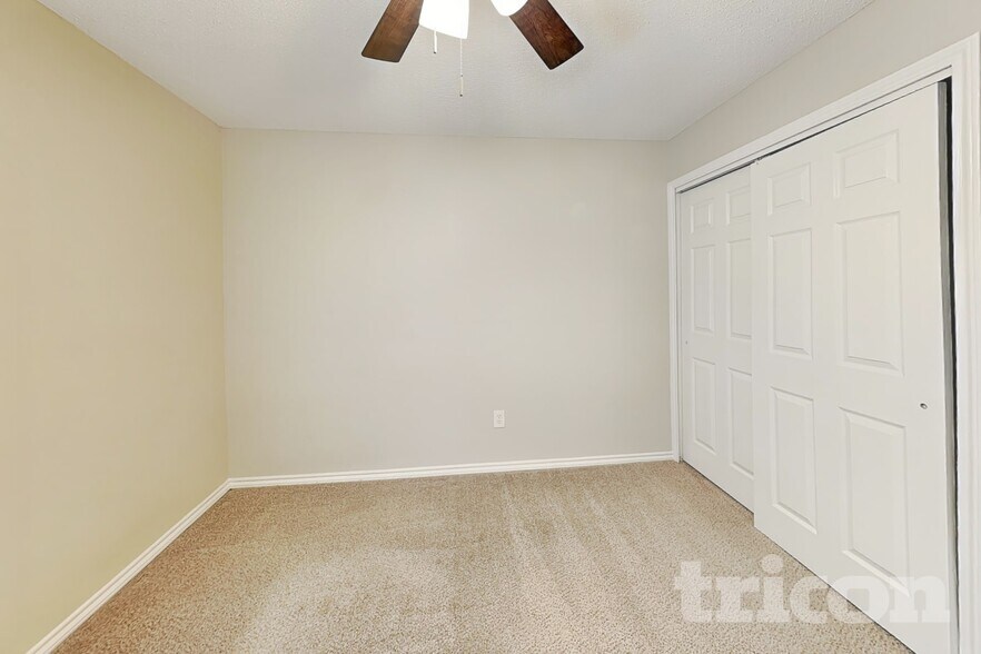 Building Photo - 2329 Belton Dr