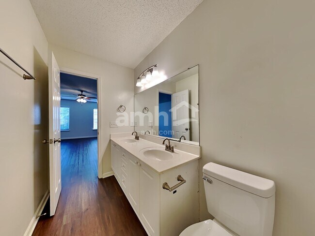 Building Photo - 223 Eagle Ridge Rd