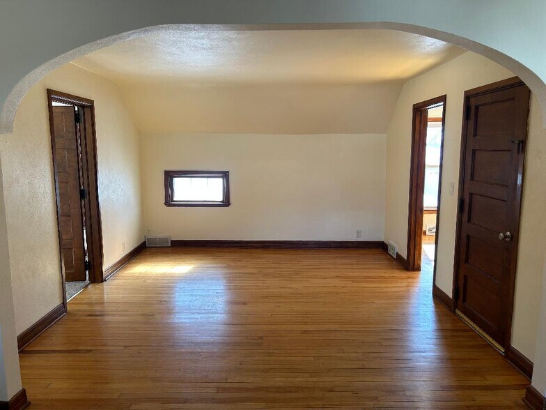 Living Room - 300 Radtke St