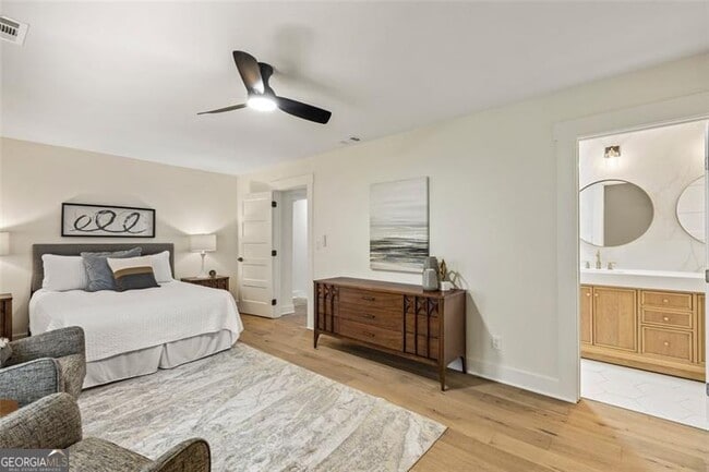 Building Photo - 72 Ivy Pkwy NE