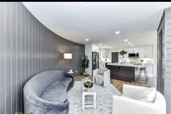 Building Photo - 216 Hermance Ln