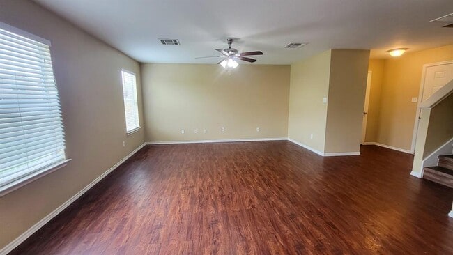 Building Photo - 1216 Shadow Creek Blvd