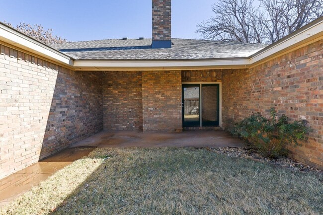 Building Photo - 8210 Chicago Ave