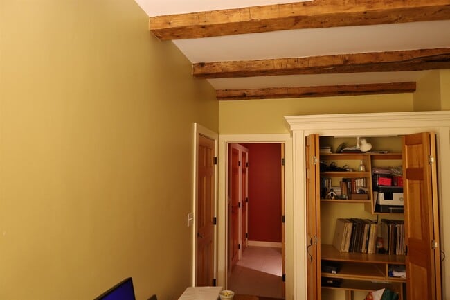 Building Photo - 2613 NH-25A