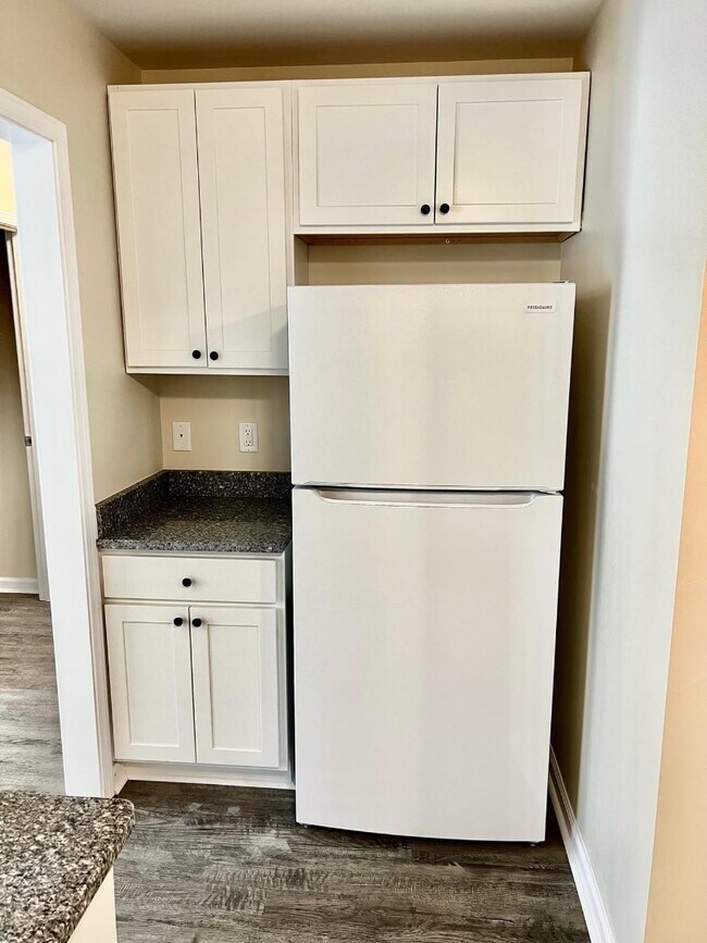 Building Photo - 1452 Murrill Hill Rd