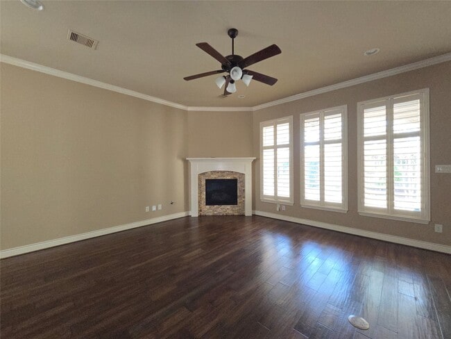 Building Photo - 14 Jonquil Pl