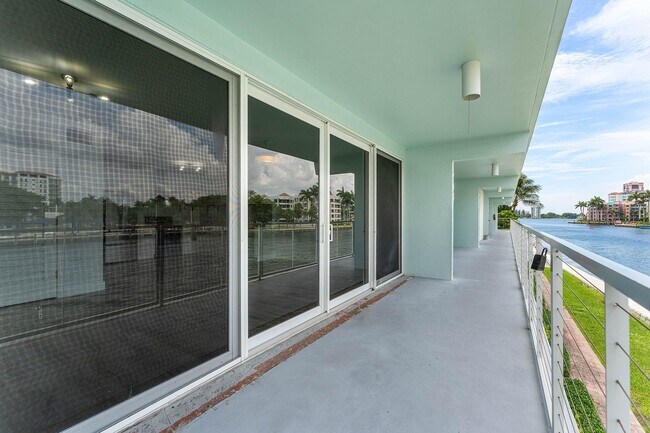 Building Photo - 65 SE Spanish Trail