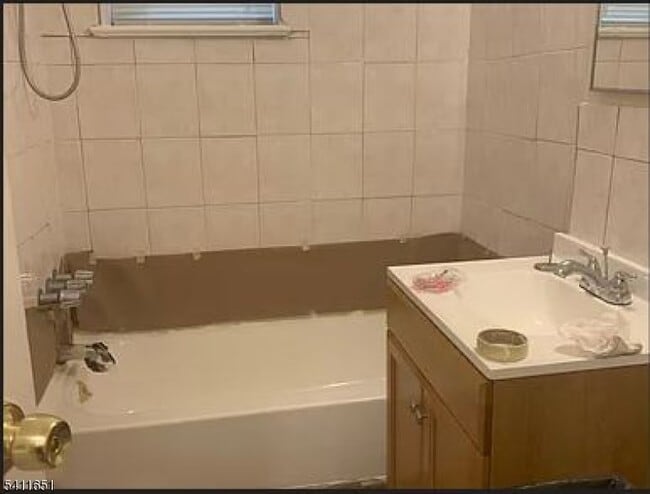 Building Photo - 79 Hopkins Pl