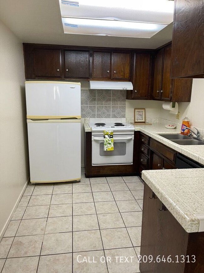 Building Photo - 2928 Whittier Ct