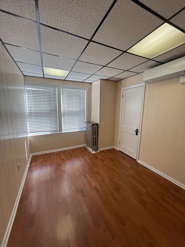 Building Photo - Charming Home in Wilson School District