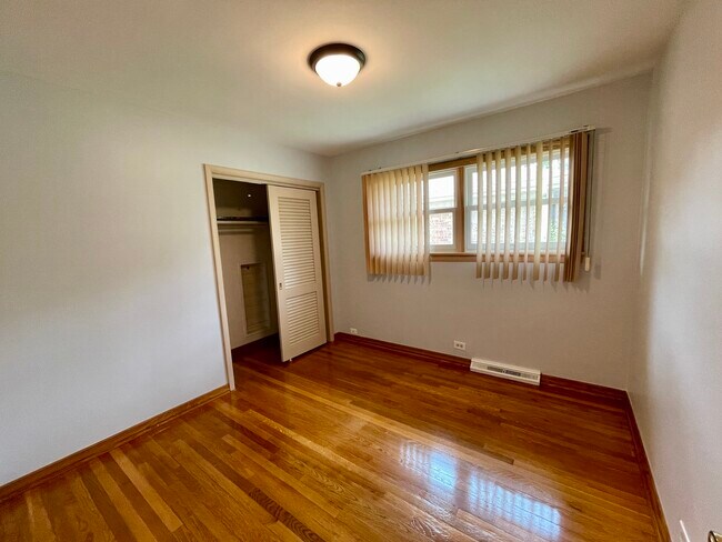 Building Photo - 7150 N Crawford Ave