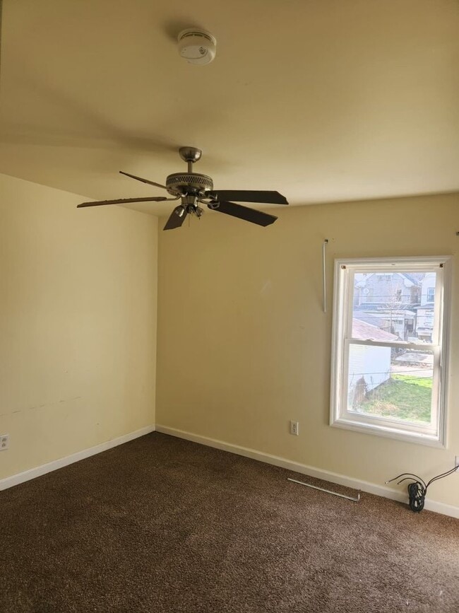 Building Photo - 413-415 N. 6th Avenue