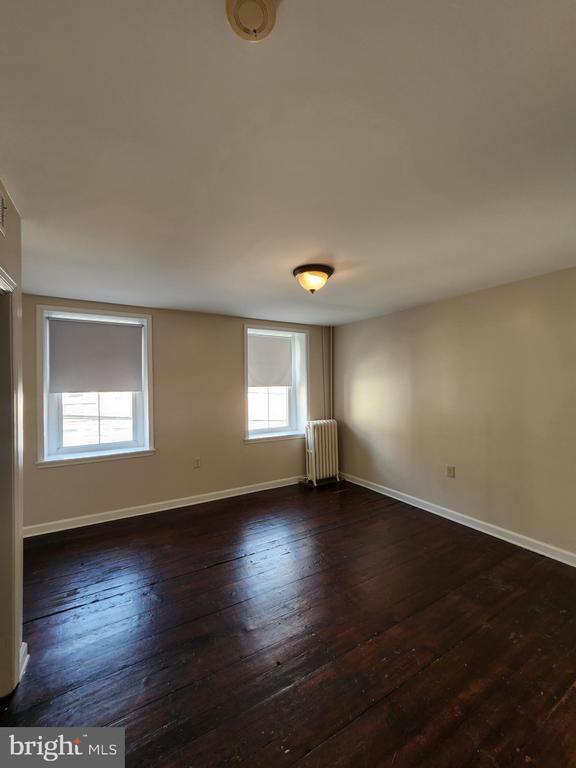 Building Photo - 4528 Baker St