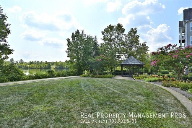 Building Photo - 6505 Grange Ln