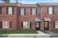 Building Photo - 620 Bienville St