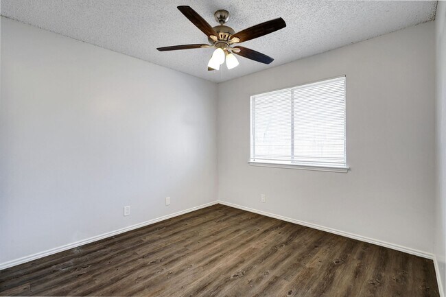 Building Photo - 5234-5236 Meadow Rise Street