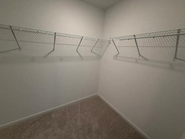 Building Photo - 898 Pilot St