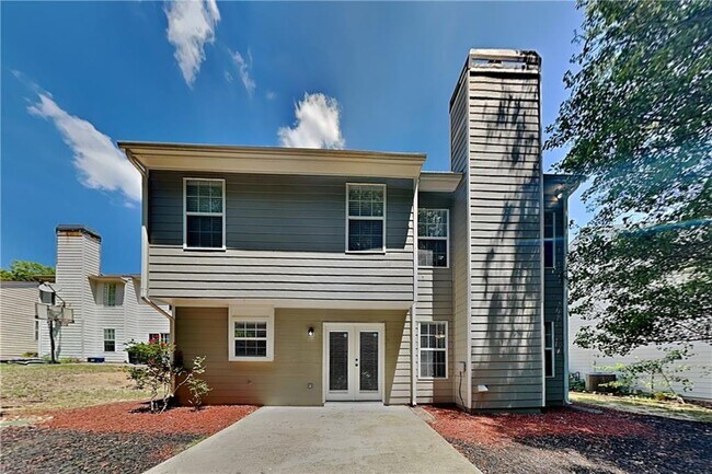 Building Photo - 1045 Winthrope Chase Dr
