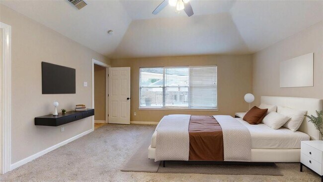 Building Photo - 20802 Newbury Park Dr