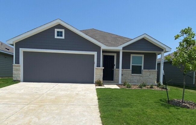 Building Photo - 5501 Lavender Dr