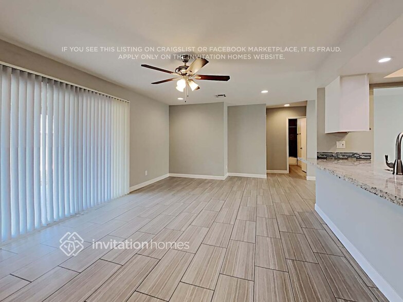 Building Photo - 1412 E Hermosa Dr