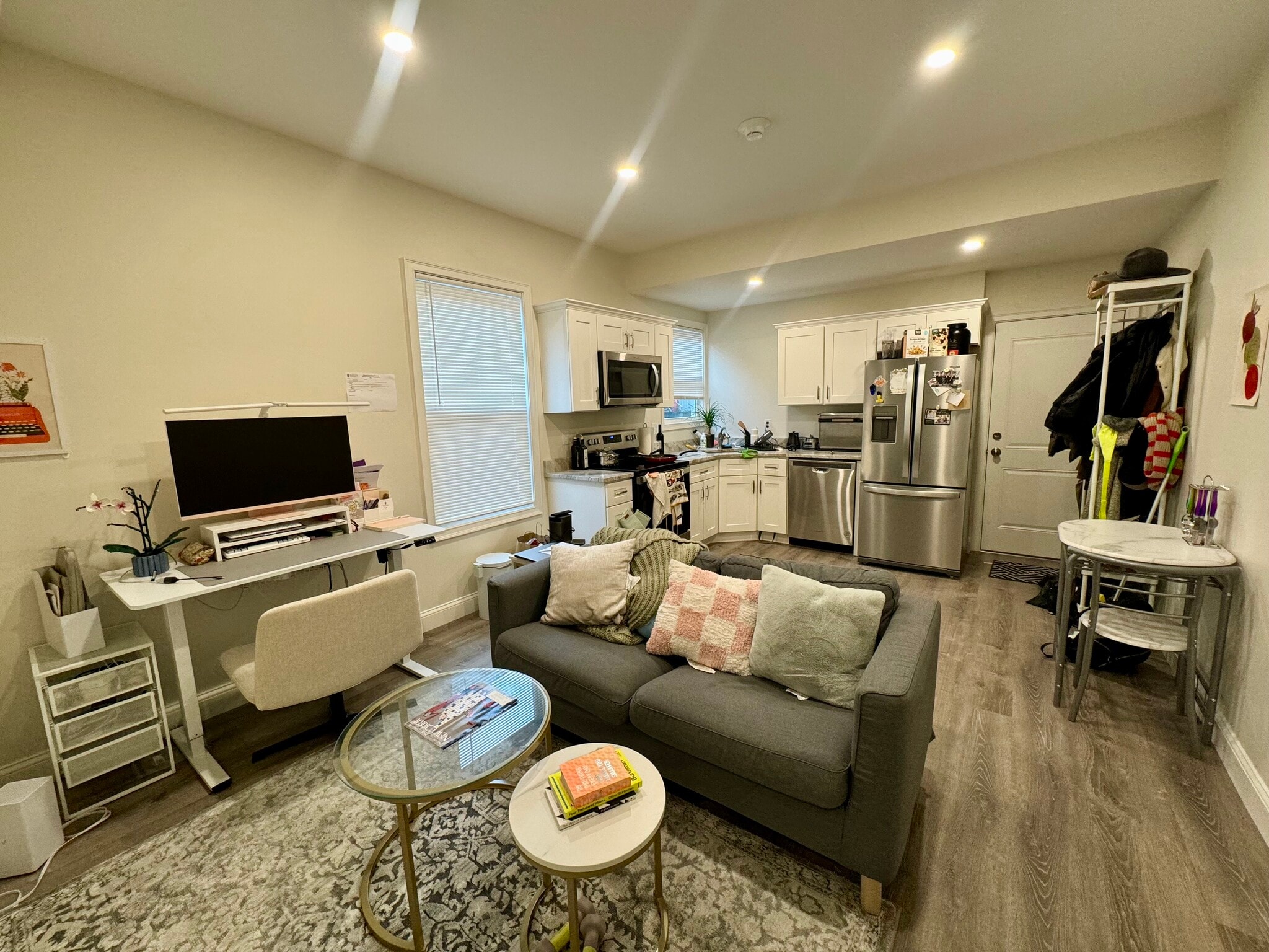 Building Photo - 120 Pitman St