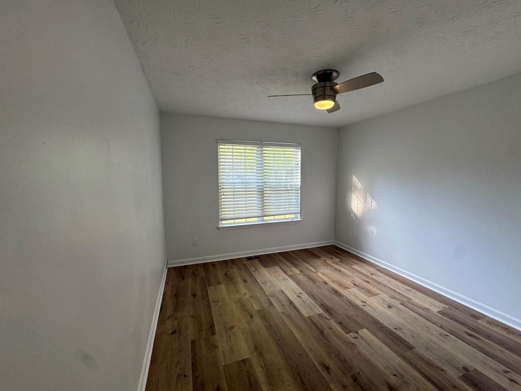 Building Photo - 1925 Heatherton Rd