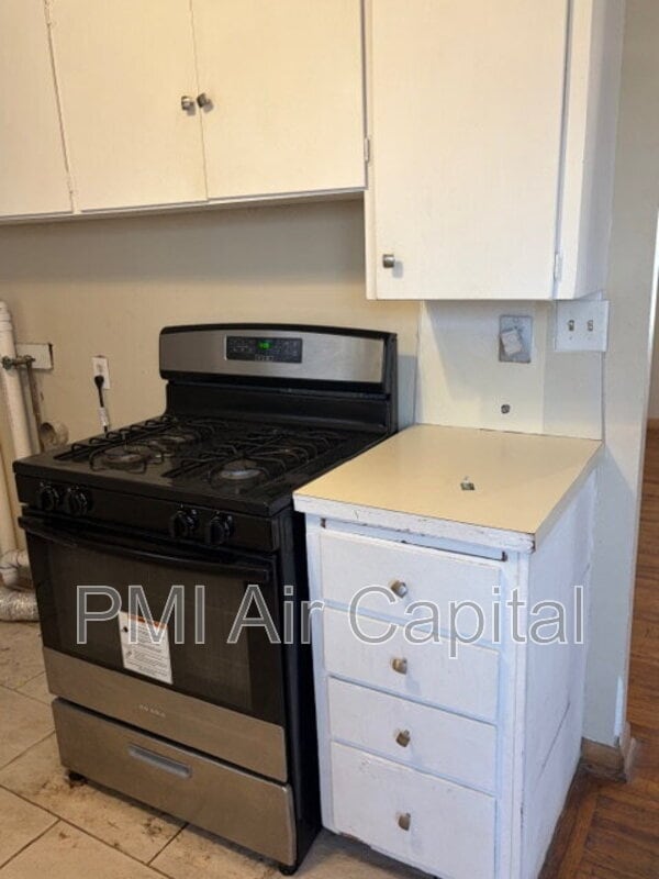 Building Photo - 1615 W Haskell St