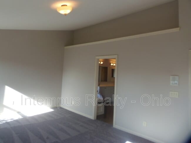 Building Photo - 516 Ironhorse Dr