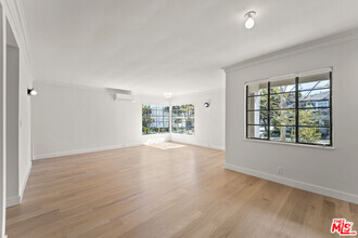 Building Photo - 751 18th St