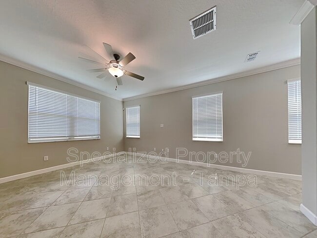 Building Photo - 1318 White Fox Run
