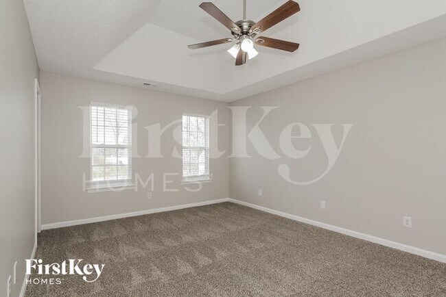 Building Photo - 6051 Hedgecrest Pl