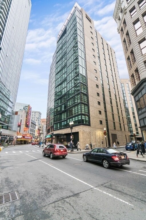 Building Photo - 580 Washington St