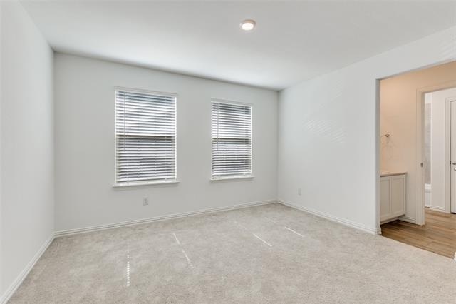 Building Photo - 10041 Elkhorn Dr