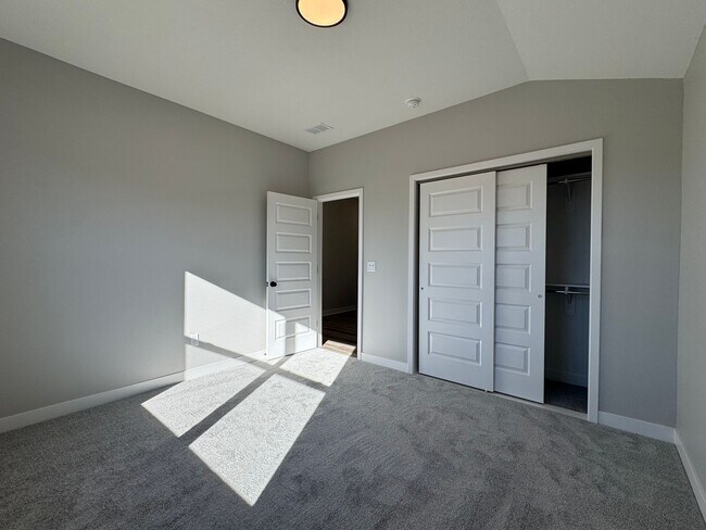 Building Photo - {31750} Brand New Ranch Home + 3 Car Garage + Unfinished Basement