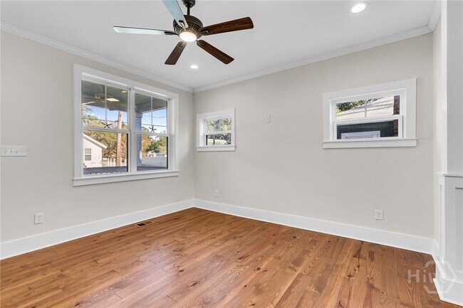Building Photo - 3223 Bannon Ave