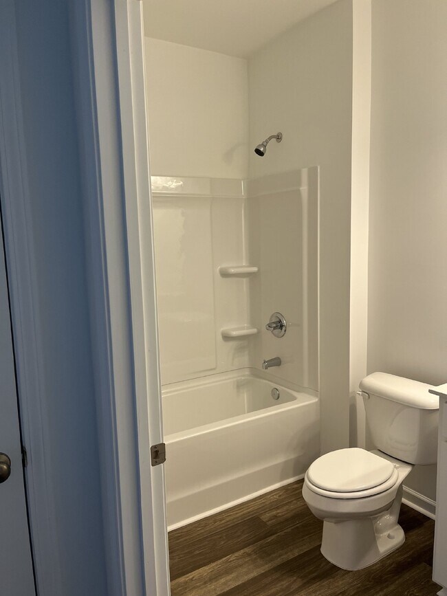 Building Photo - New Charming 3-Bed, 2-Bath Retreat with 1,573 Sq Ft of Comfort in Shelbyville!