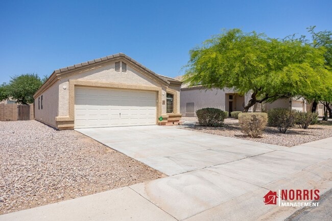 Building Photo - Great Home in Mission Valley