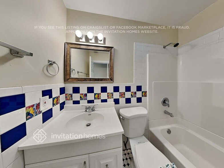 Building Photo - 11674 Oleander Dr