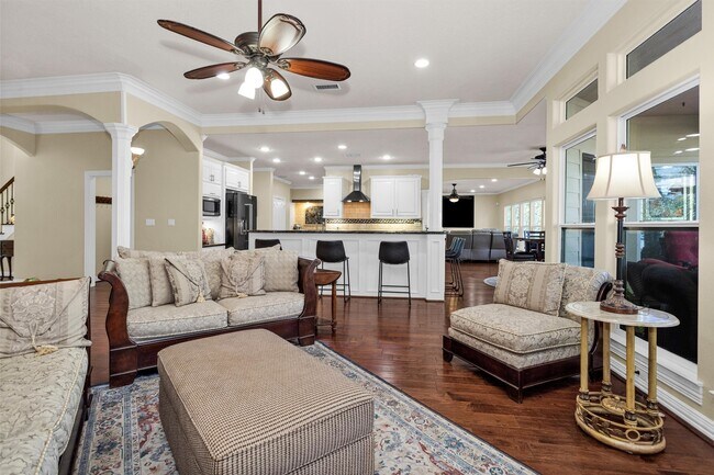 Building Photo - 1502 Wimbledon Dr