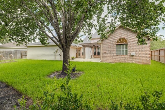 Building Photo - 19323 Indian Hawthorn Dr