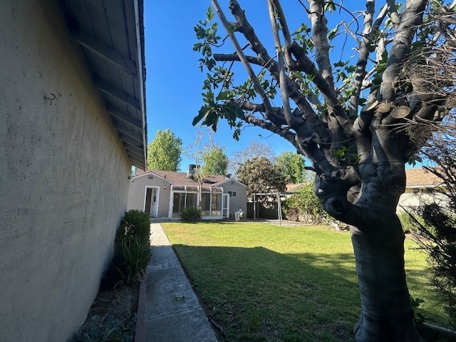 Backyard - 11235 Lynrose St