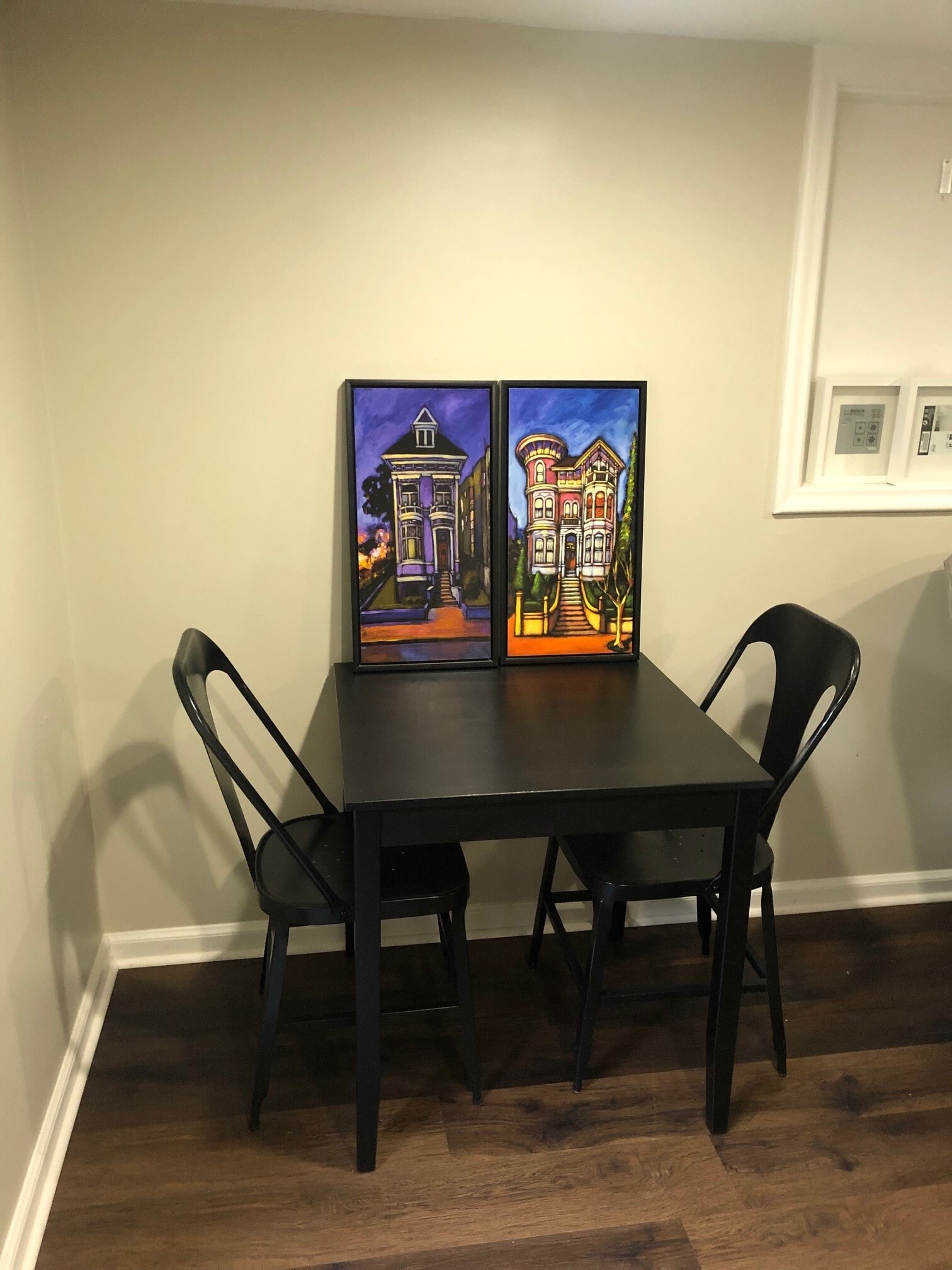 Small eating area. - 469 G St