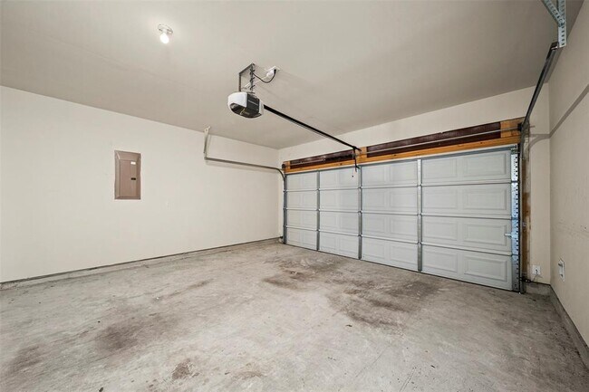 Building Photo - 3110 Ski Hill Rd