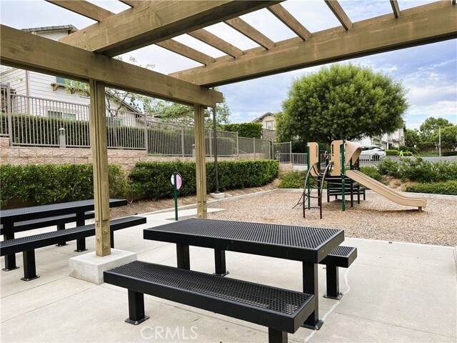 Building Photo - 5076 Ruth Wy