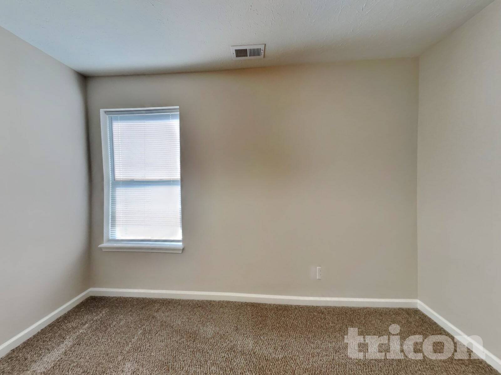 Building Photo - 1105 Tomahawk Pl