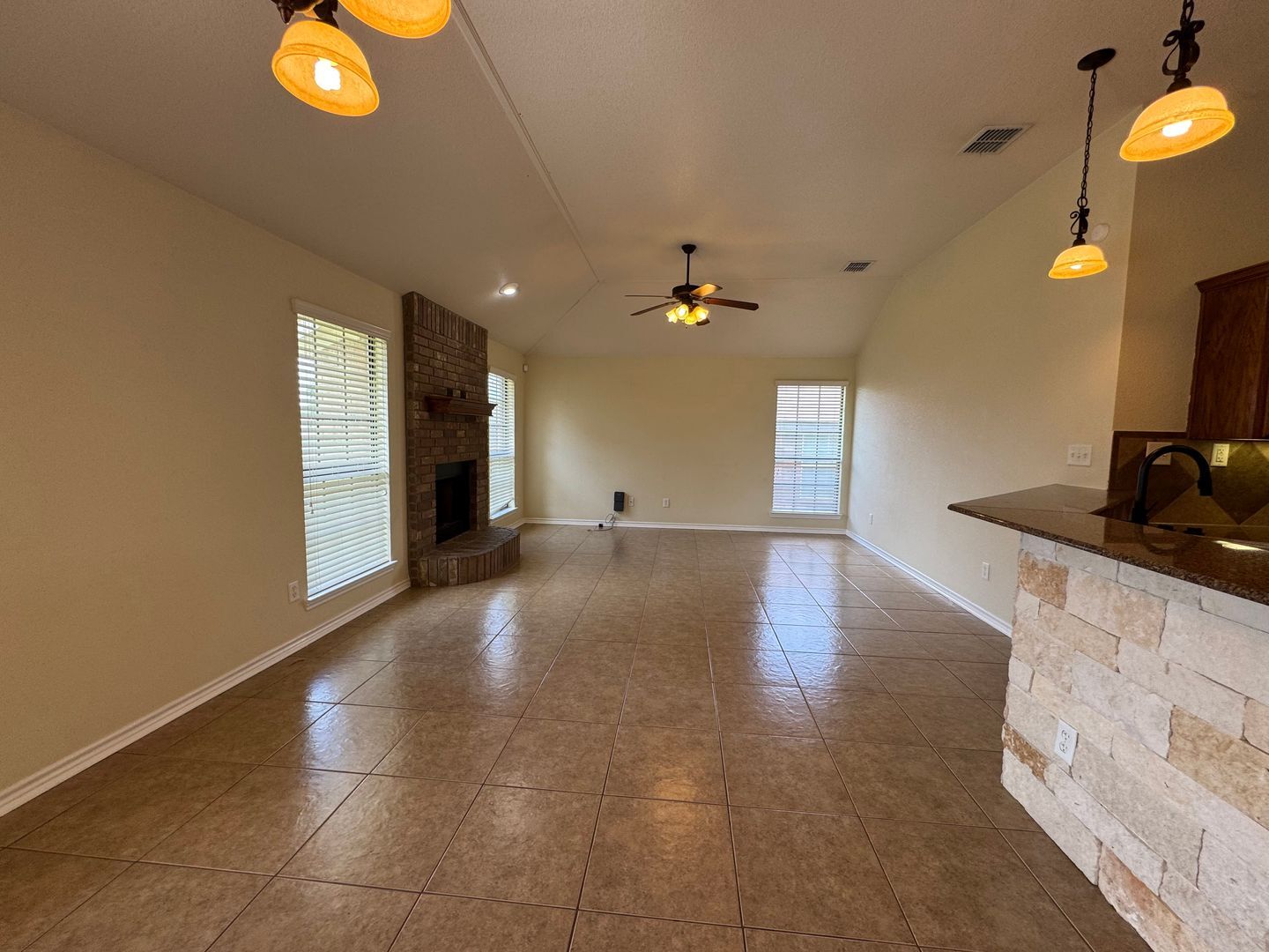 Building Photo - 5702 Graphite Dr